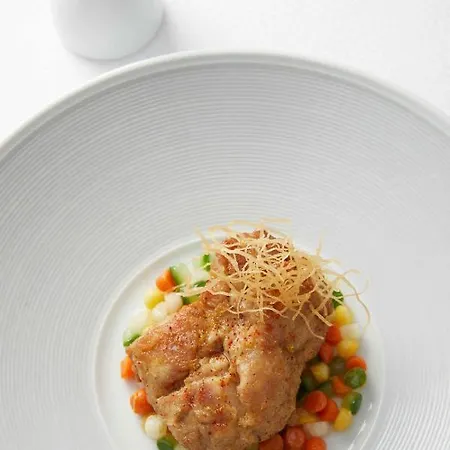 酒店 Logis Du Cheval Blanc 4*