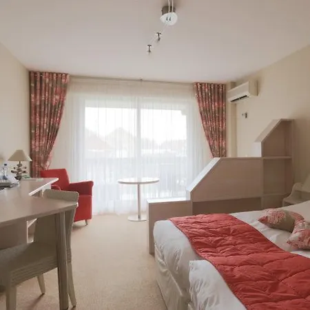 Logis Du Cheval Blanc 4* 韦斯特哈尔滕