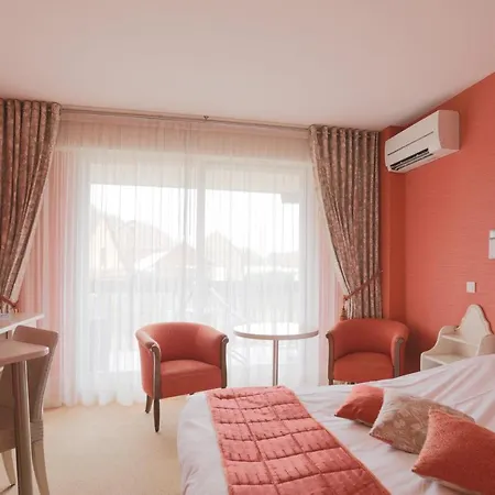 Hotel Logis Du Cheval Blanc